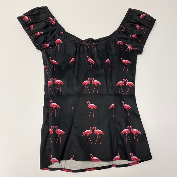 NWT Collectif Lorena Winter Flamingo Top - Picture 4 of 9